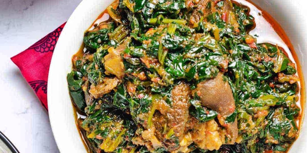 How to Prepare Vegetable Soup
Efo riro recipe
Efo riro